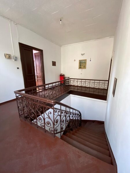 Kogalniceanu, Casa Poporului, aproape Parlament